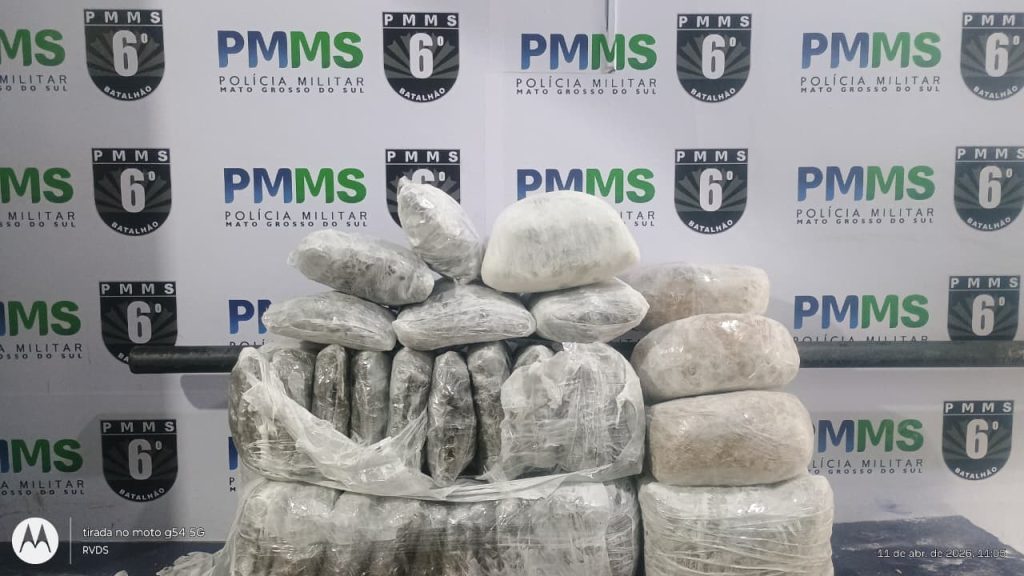 Polícia Militar prende mulher com mais de 21 kg de droga na área central