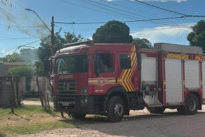 Incêndio em rede elétrica mobiliza Corpo de Bombeiros em Ladário